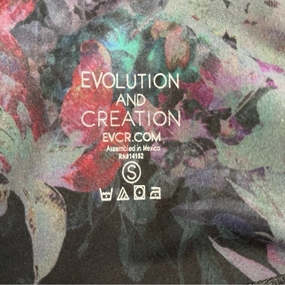 EVOLUTION and Creation Leggings Size Small - Picture 4 of 4